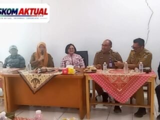 Pembangunan Tanggul Saluran Pembuang Cipongodokan Pasar Kemis Telah Dimulai .